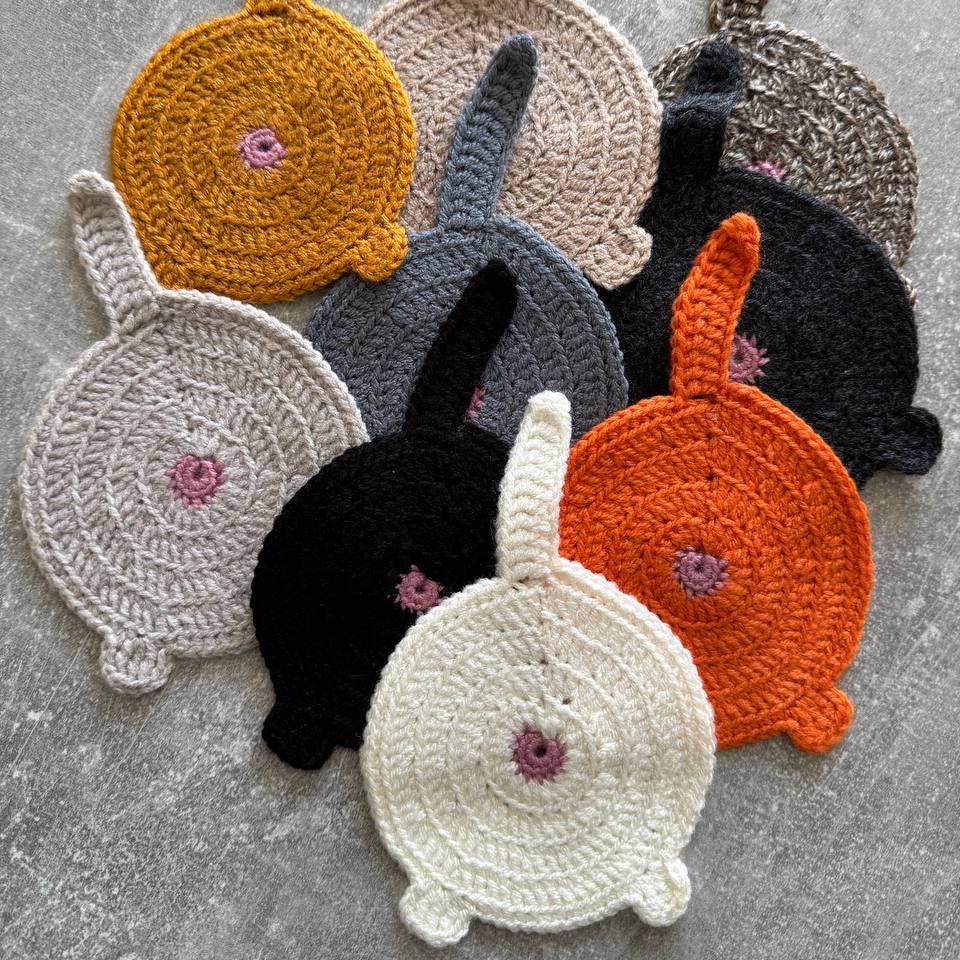 Cat Butt Coasters, Crochet Cat, Handmade Gift for Cat Lovers, Cat or Decoration, Crochet Cat Butt Coaster
