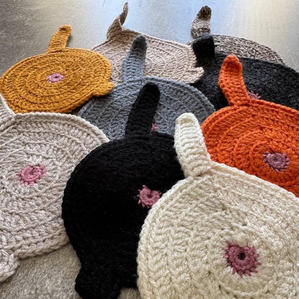 Cat Butt Coasters, Crochet Cat, Handmade Gift for Cat Lovers, Cat or Decoration, Crochet Cat Butt Coaster