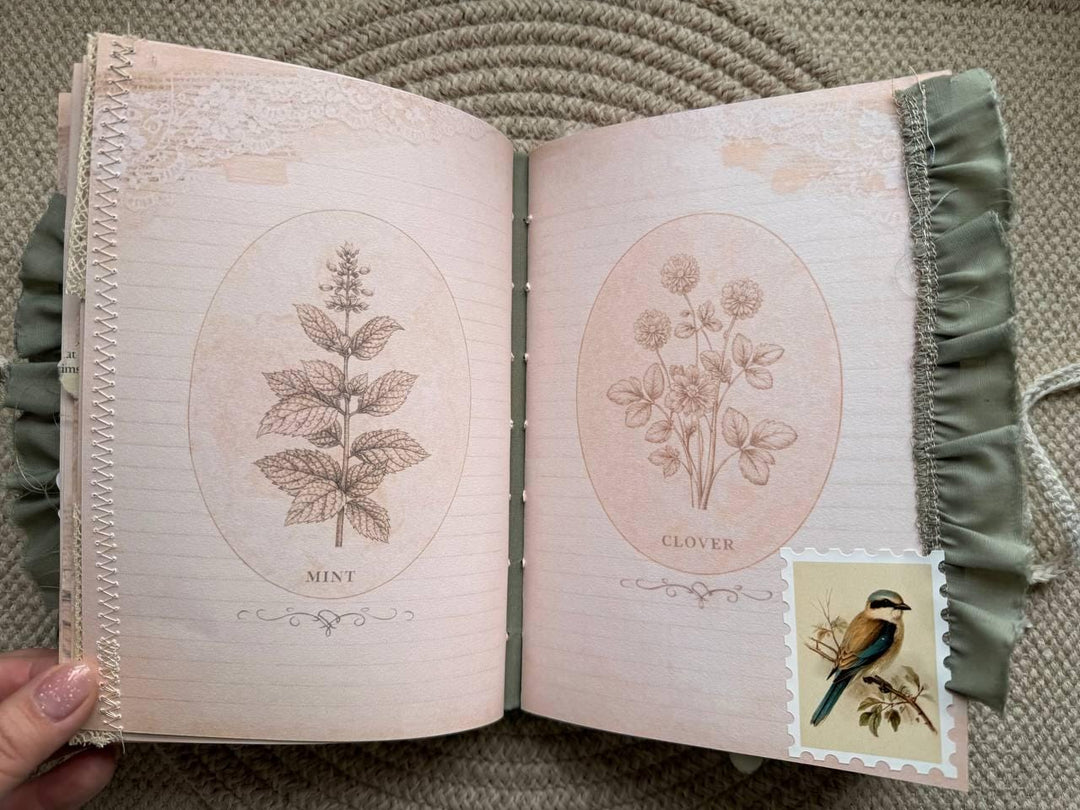 Botanical Junk Journal A5 – Handmade Fabric Notebook – Vintage Style Writing Journal – Scrapbook Album with Pockets – Cottagecore Gift