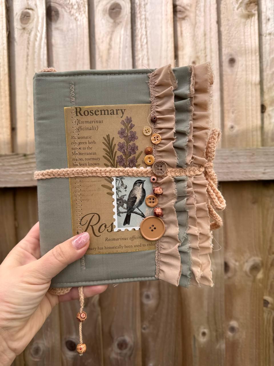 Botanical Junk Journal Handmade Vintage А5| Cottagecore Nature Journal with Lace, Fabric Cover, Botanical Ephemera Notebook