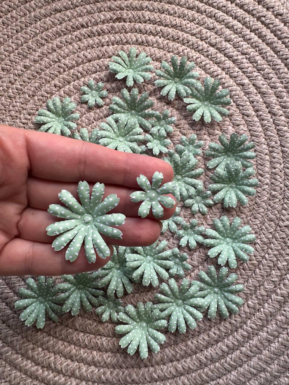Set of 35 Handmade Paper Flowers, Vintage Floral Embellishments, Scrapbooking Flowers, Junk Journal Decor, Small Paper Blossoms