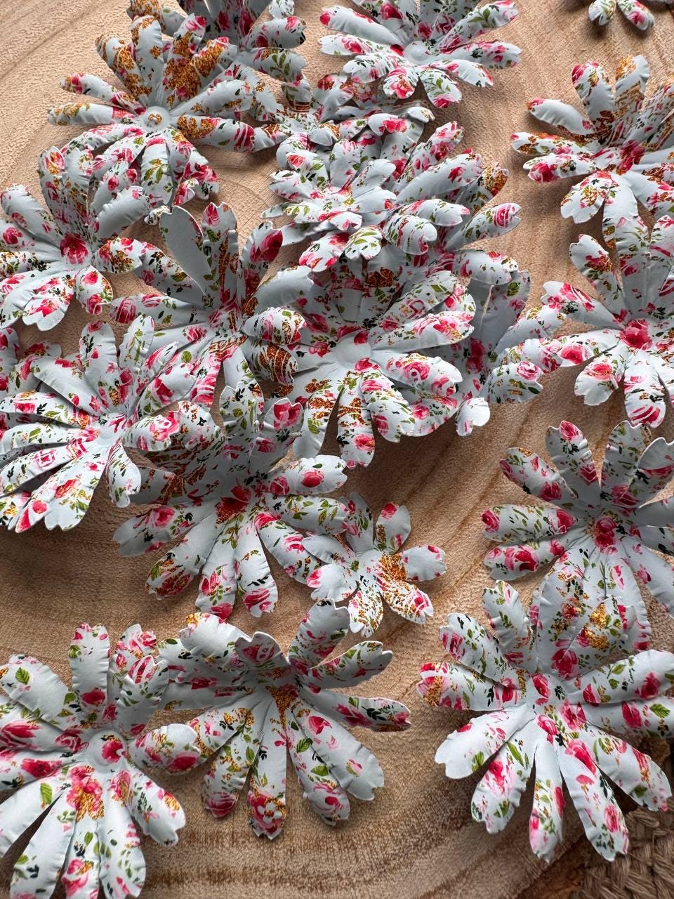 Set of 35 Handmade Paper Flowers, Vintage Floral Embellishments, Scrapbooking Flowers, Junk Journal Decor, Small Paper Blossoms