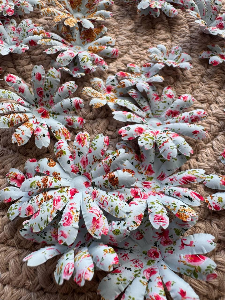 Set of 35 Handmade Paper Flowers, Vintage Floral Embellishments, Scrapbooking Flowers, Junk Journal Decor, Small Paper Blossoms