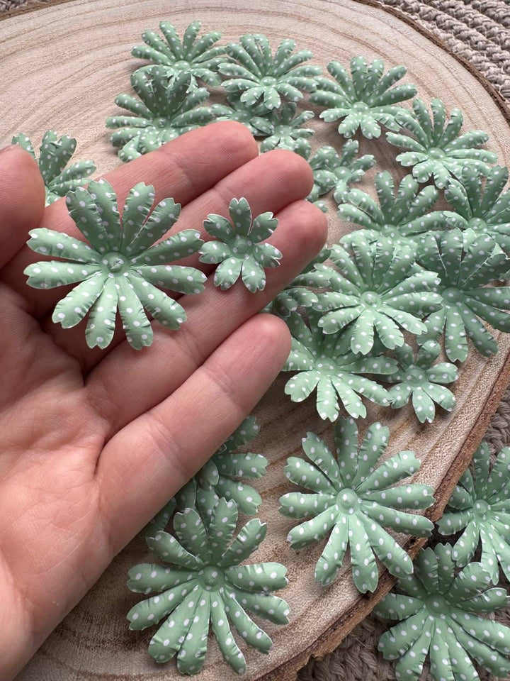 Set of 35 Handmade Paper Flowers, Vintage Floral Embellishments, Scrapbooking Flowers, Junk Journal Decor, Small Paper Blossoms