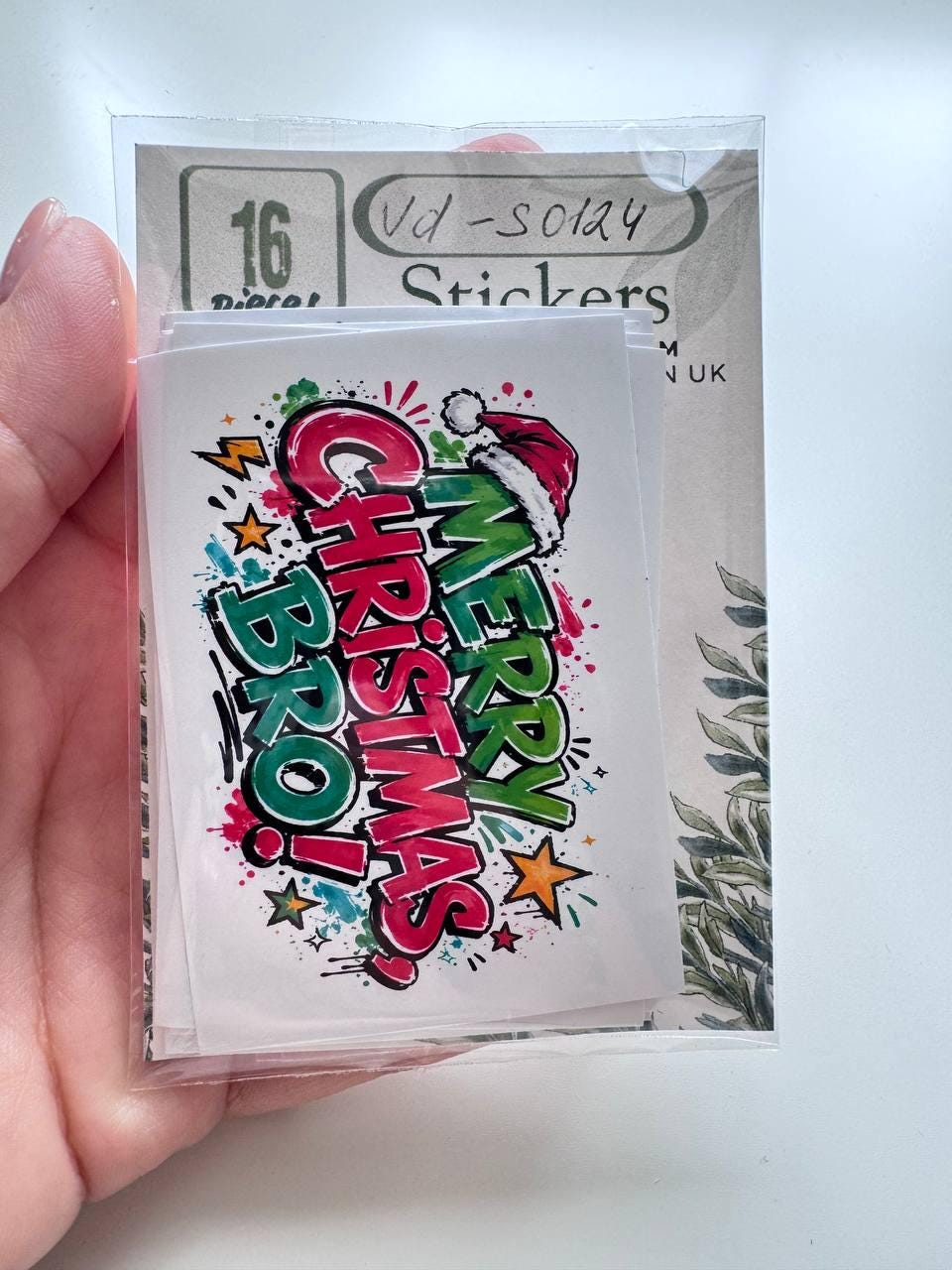 16 Christmas Graffiti Stickers, Funny Gift Label Stickers for Friends, Bestie & Bro, Holiday Scrapbook Journal Stickers UK