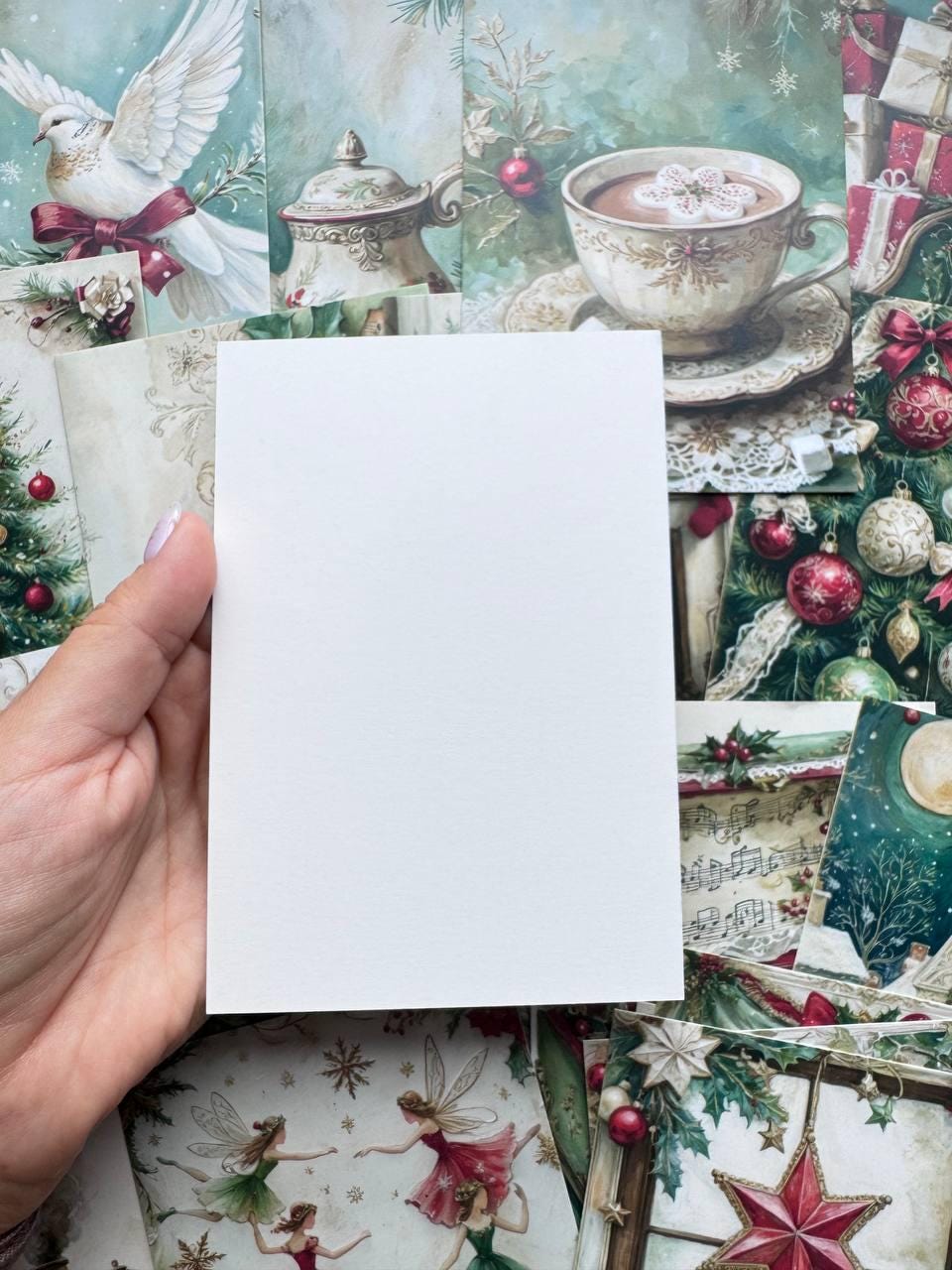 Set of 20 Vintage Christmas Postcards, Festive Winter Ephemera, Santa Reindeer & Holiday Cards, Junk Journal Supplies, 14.5 x 10 cm