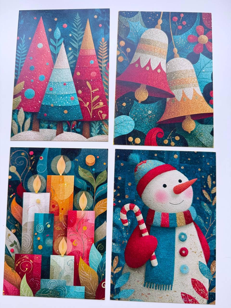 Set of 20 Whimsical Christmas Postcards, Santa Elf Reindeer Holiday Cards, Festive Junk Journal Ephemera, Scrapbooking, 14.5 x 10 cm