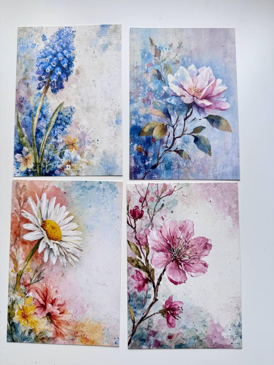 Set of 20 Floral Postcards, Watercolour Flower Illustration Cards, 14.5 x 10 cm, Botanical Junk Journal & Scrapbooking Supplies