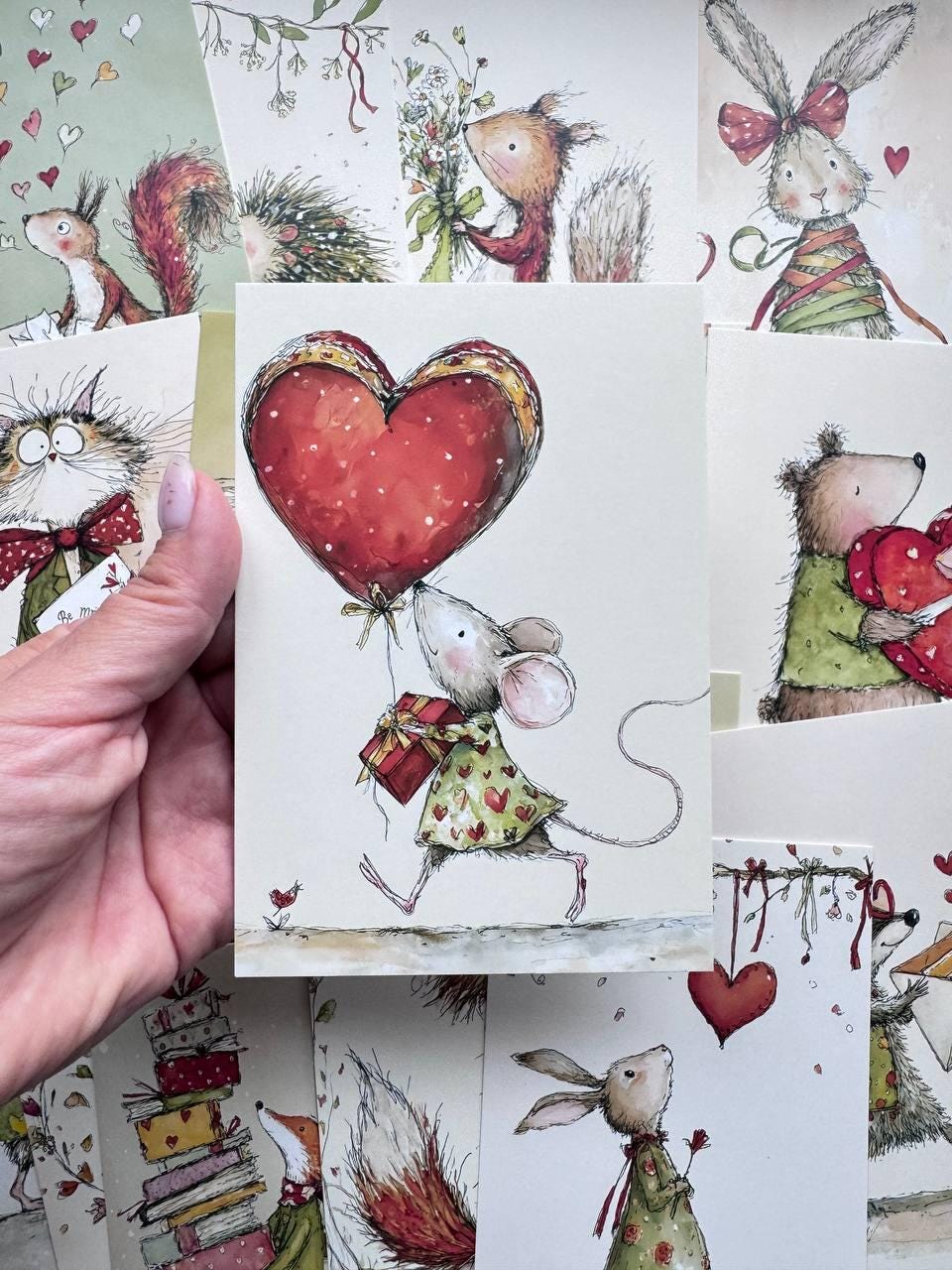 Set of 20 Cute Valentine Postcards, Love Animals Cards, Mice Bunny Squirrel Illustrations, 14.5 x 10 cm, Junk Journal Supplies