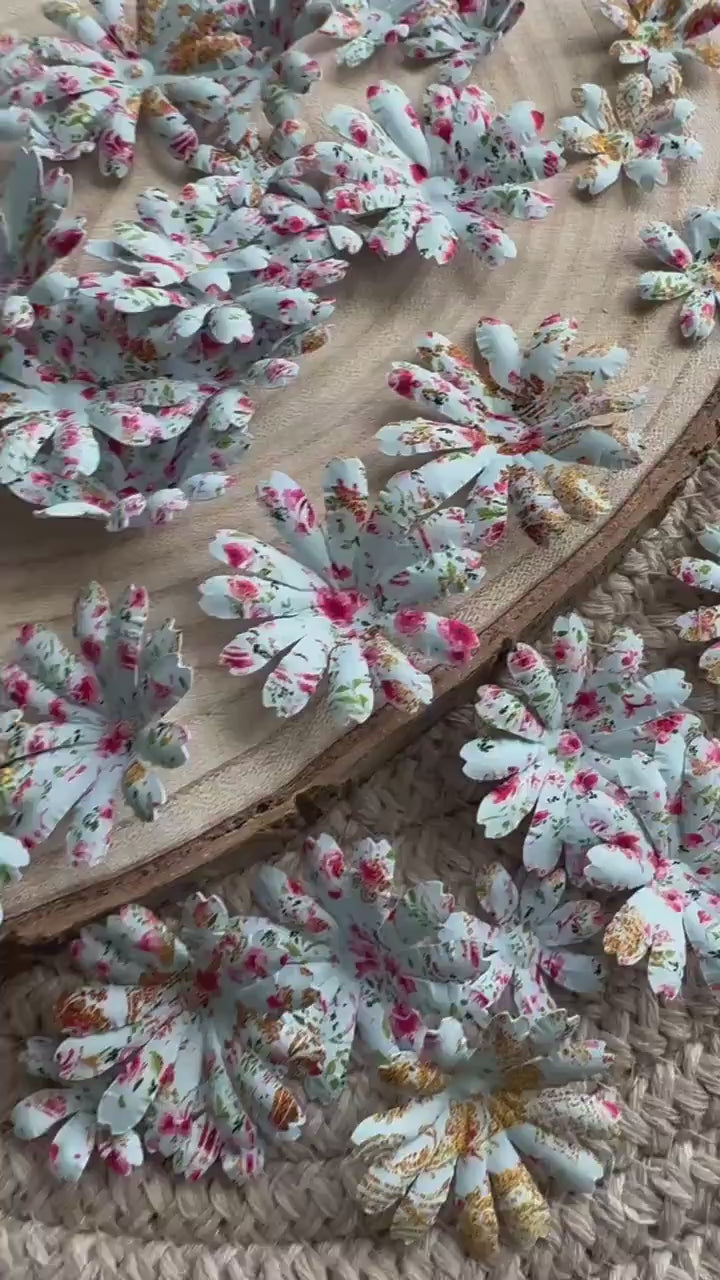 Set of 35 Handmade Paper Flowers, Vintage Floral Embellishments, Scrapbooking Flowers, Junk Journal Decor, Small Paper Blossoms
